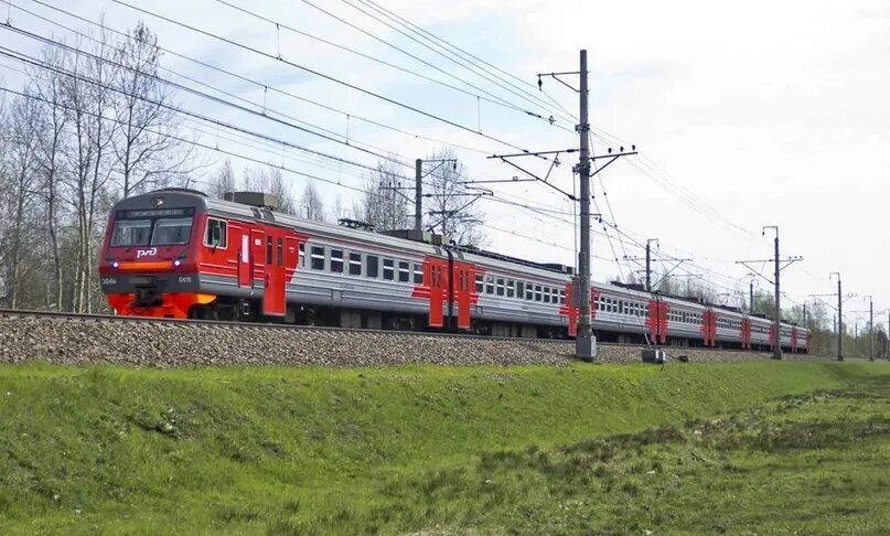 Электричка романовка. Эд4м комфорт электричка. эд4м-0418. эд4м спб. эд4м 418.