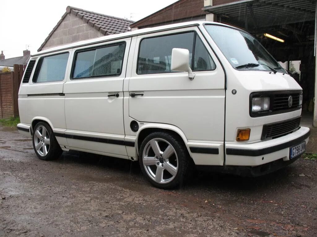 Фольксваген т4 мультивен синий. Мультивен 1970. Т 2 мультивен. Vw multivan 2008. Фольксваген т5 2008.