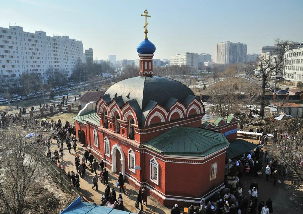 Церковь Сергия Радонежского в Бибирево, Москва. Храм у метро Бибирево. Храм прп. Сергия Радонежского в Бибиреве. Храм Бибирево Костромская. Кулаков храм