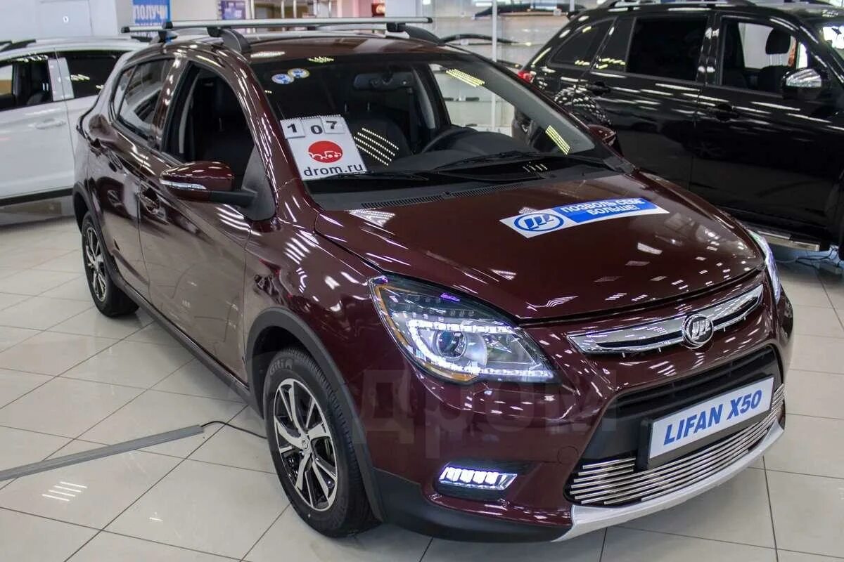 1.5 cvt luxury. Lifan x50 2019. Машина за 800000. Китайский автомобиль за 800000 рублей новый. Стильные машины до 800000.