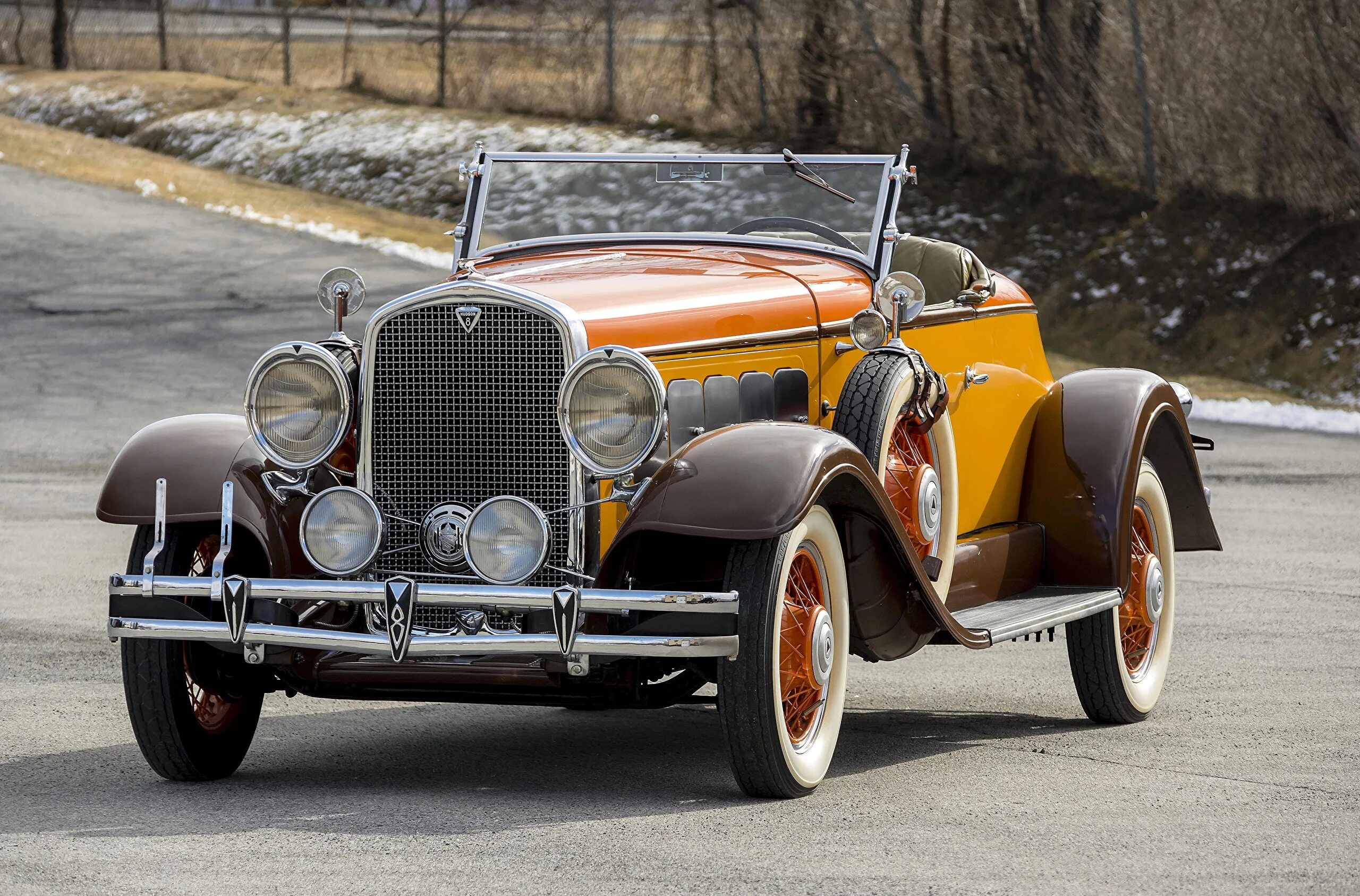 Машины древности. Ретро автомобиль Hudson 1925. Хадсон 1920 года машина. 1931 Peugeot Roadster. Chrysler 1931.