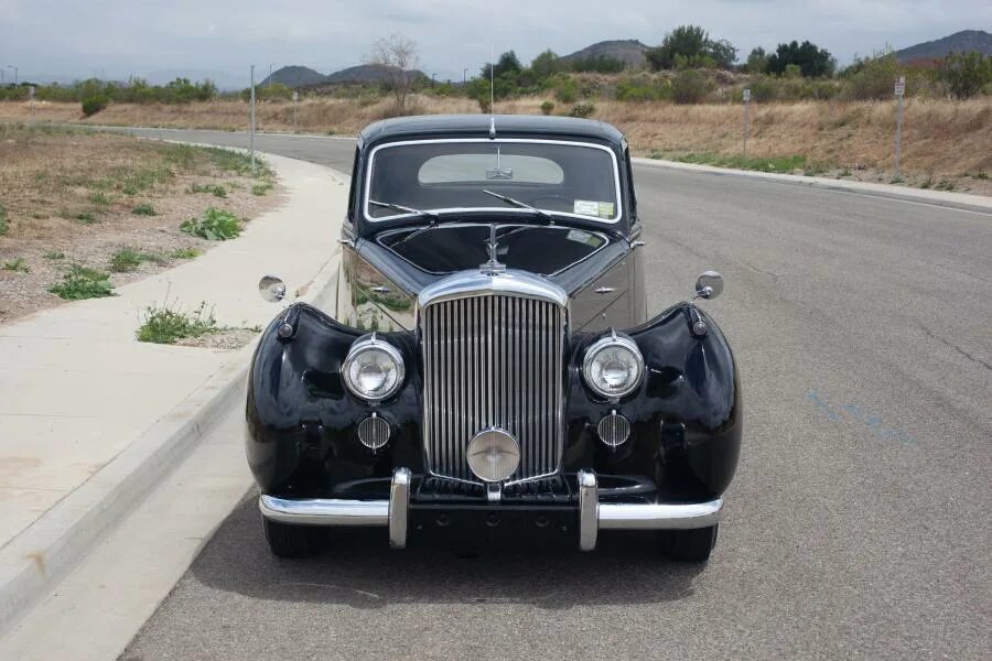 M6 mark. 1950 Bentley MK vi Sports Saloon. Bentley 1950. Бентли 1950 года. Бентли с 1 1950.