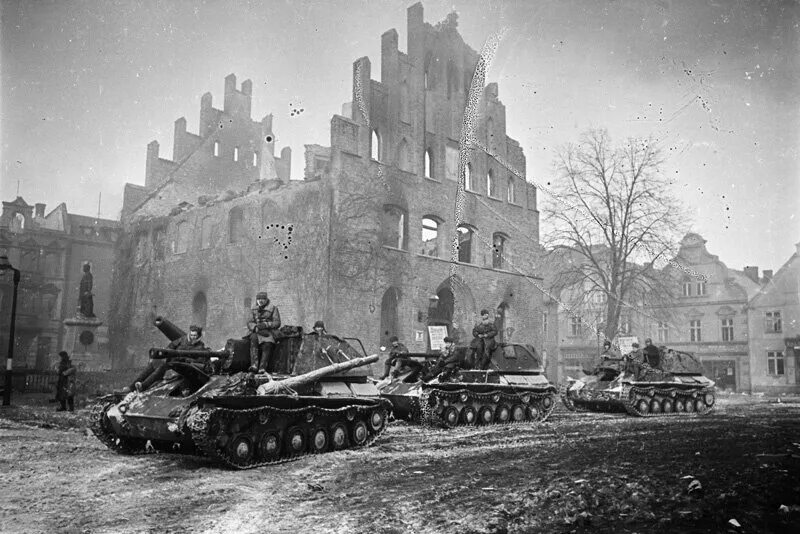 Кенигсберг взят год. Восточно-Прусская операция (1945). Штурм Кенигсберга 1945. Штурм Кёнигсберга в 1945 году. Восточная Пруссия Кенигсберг.