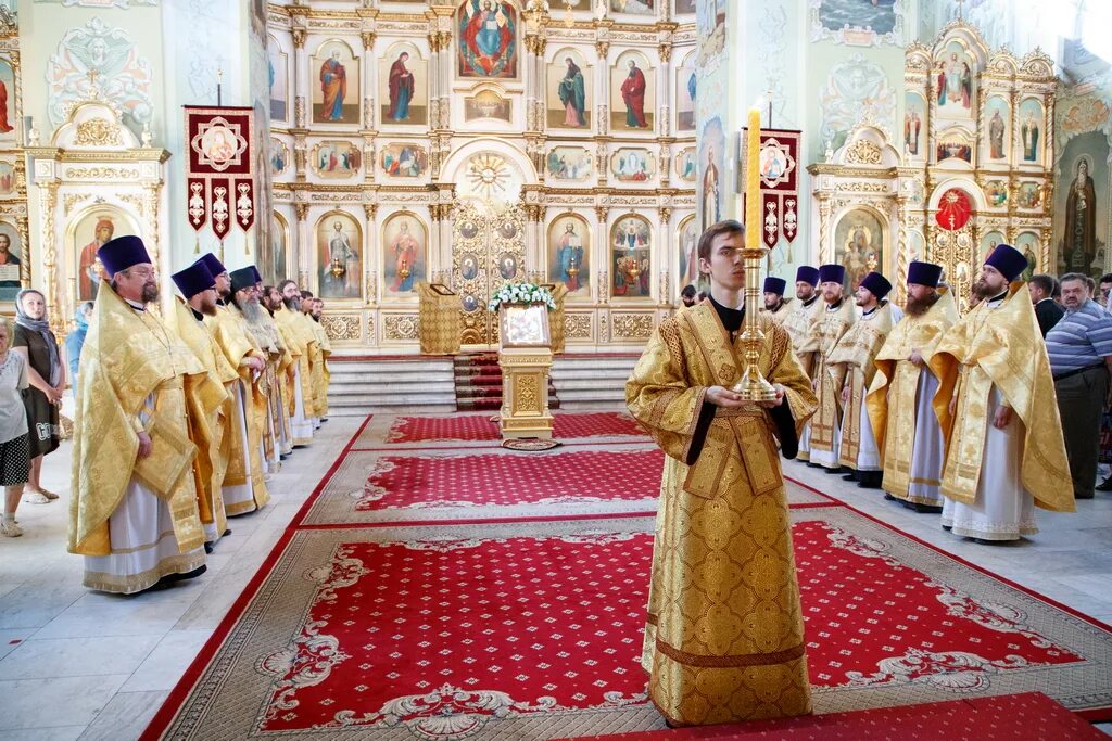 Литургия г. Литургия г. Литургия г. Богослужение игнатия 7. Саратов покровский храм литургия.