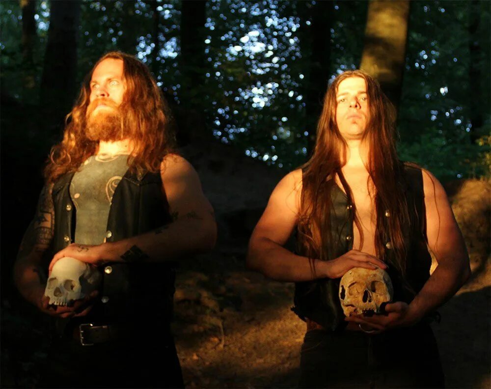 Хим финская группа. Группа дискография him. Себастиан стэн политиканы. Approached him. Approached him.