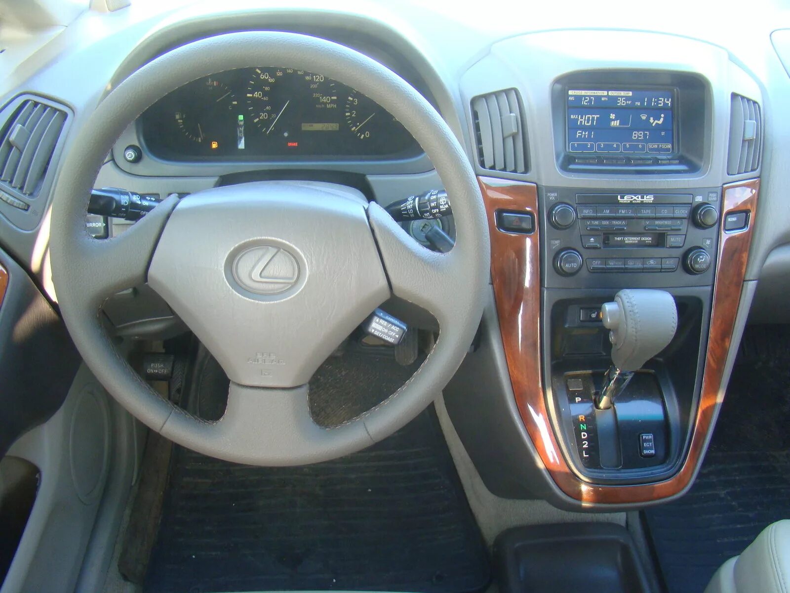 Lexus rx300 2001 год. Lexus 300 rx300. Lexus rx300 2001 год. Лексус rx300 2001. Lexus rx 300 2001 года.