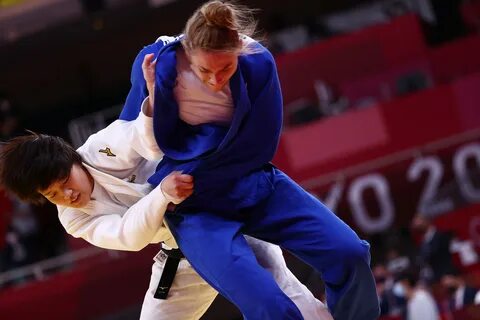 News: Olympics-Judo-Arai wins women's -70 kg gold to keep Japan medal.