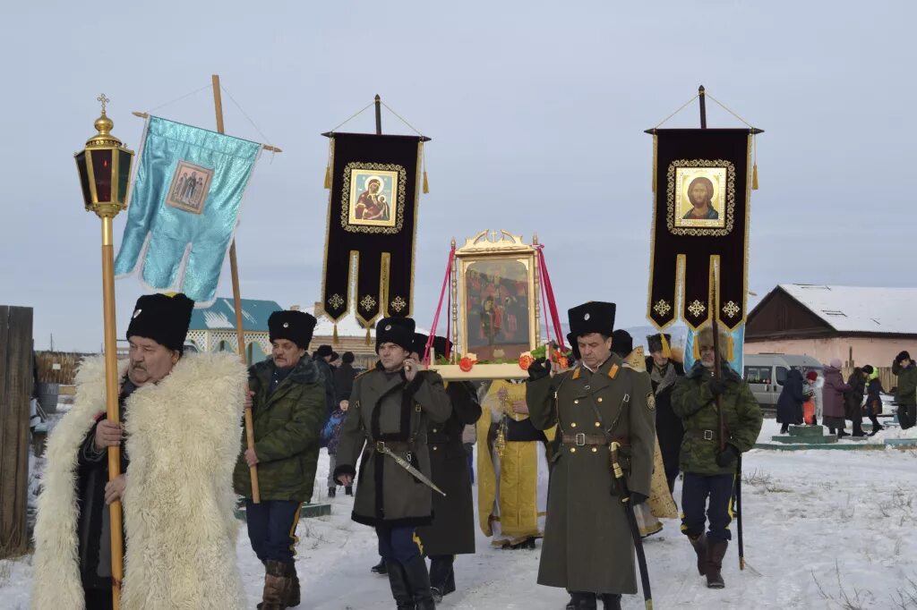 Погода в новоселенгинске. Новоселенгинск Бурятия. Площадь храма Вознесения Господня в Новоселенгинске. Старая Церковь в Новоселенгинске Республика Бурятия.