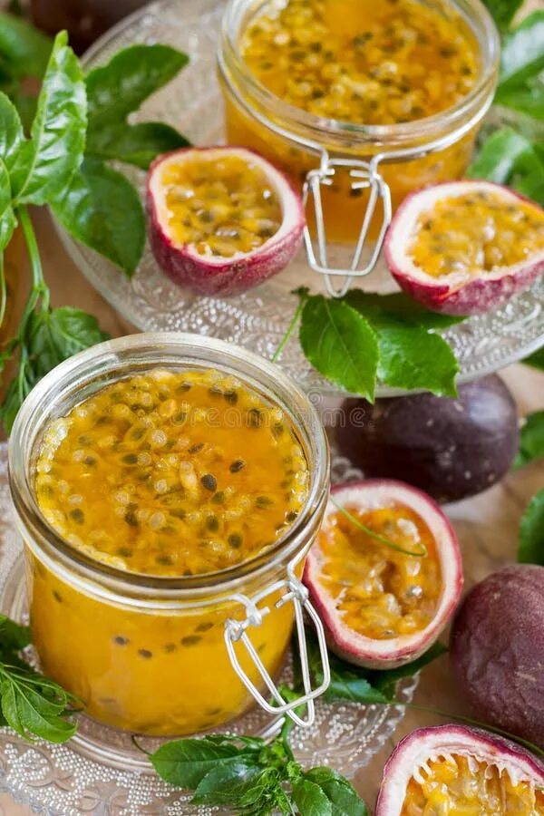 Маракуйя по вкусу напоминает. Сыроедные салаты. Манго маракуйя напиток. Маракуйя artfruit, 2 шт. Салат для сыроеда.