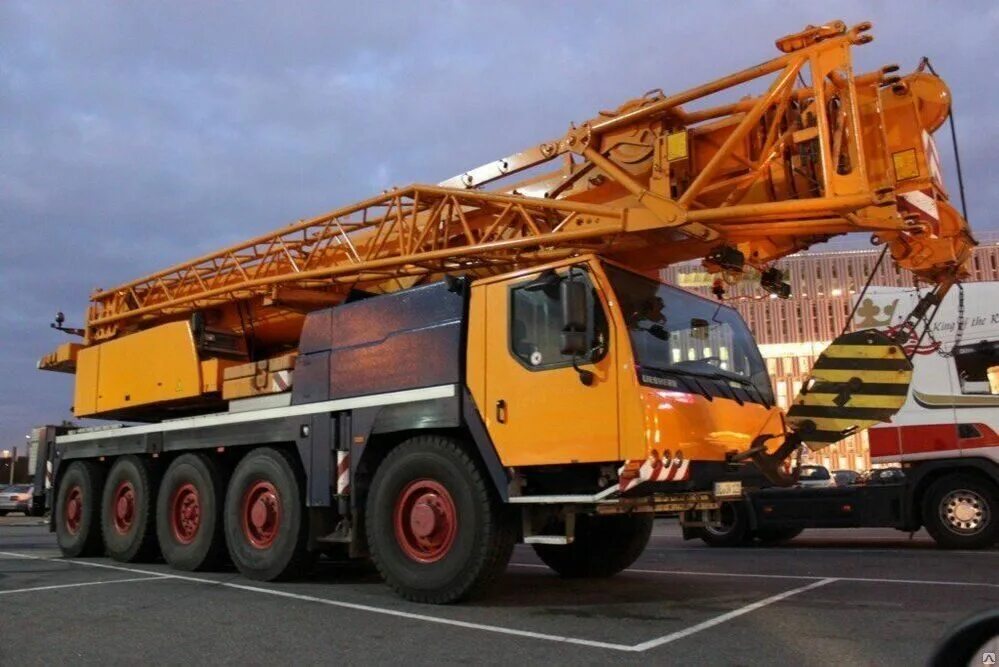 Кран ивановец 25т. Автокран 25т ивановец камаз. Автомобильный кран liebherr ltm 1230-5. Автокран ивановец 100 тонн. Автокран liebherr ltm 1100.