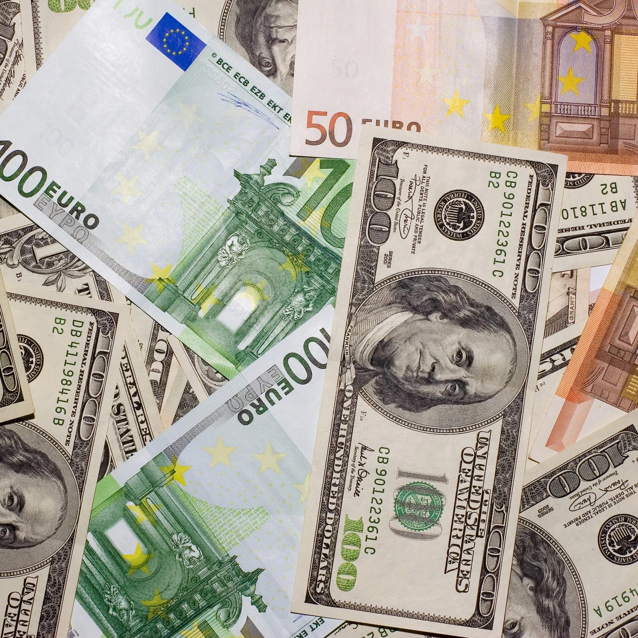 Деньги несчастья. Деньги доллары. Деньги евро доллары. Обои деньги. Деньги доллары картинки.