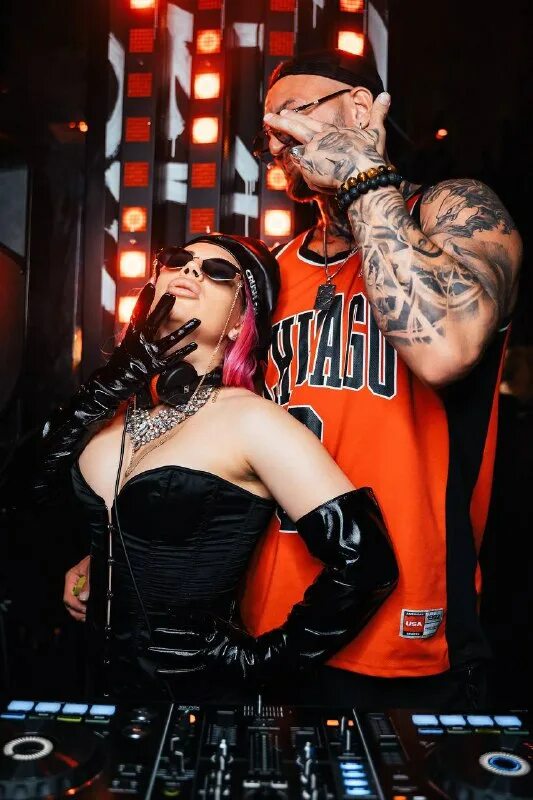 Kinky circus party москва. Кинки пати сочи. Кинки пати в москве кадры. Кинки вечеринка. Валерия сошнина кинки пати.