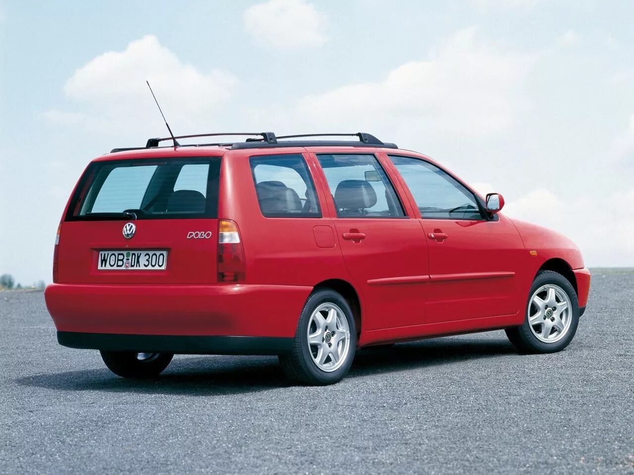 Универсалы в нижегородской области. Фольксваген поло универсал 2000. Volkswagen Polo 2000 универсал. Volkswagen Polo 3 универсал. Фольксваген поло универсал 1999.
