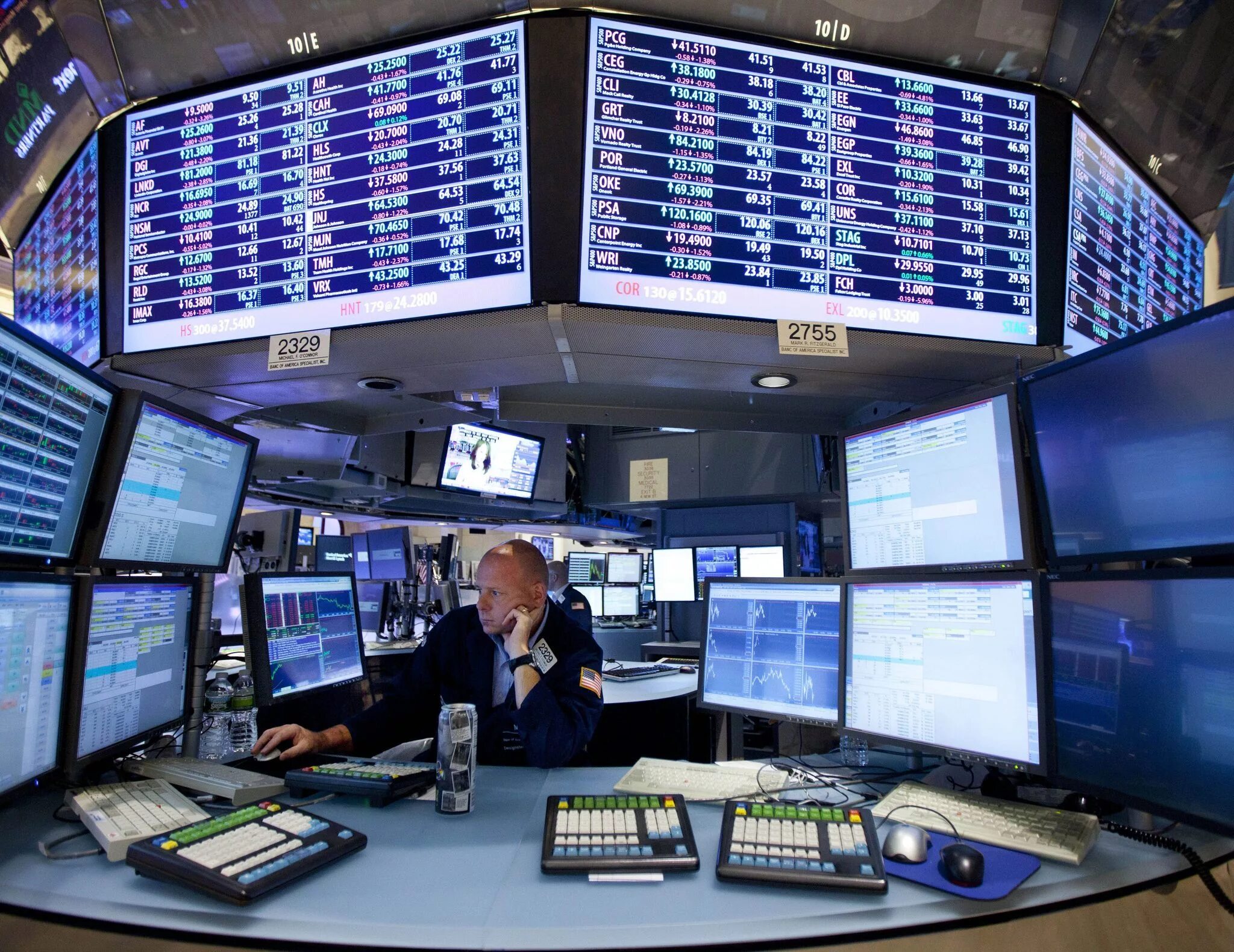 Cme рынок. Нью-йоркская фондовая биржа. Современные фондовые биржи. Чикагская фондовая биржа (cme). Биржевой монитор.