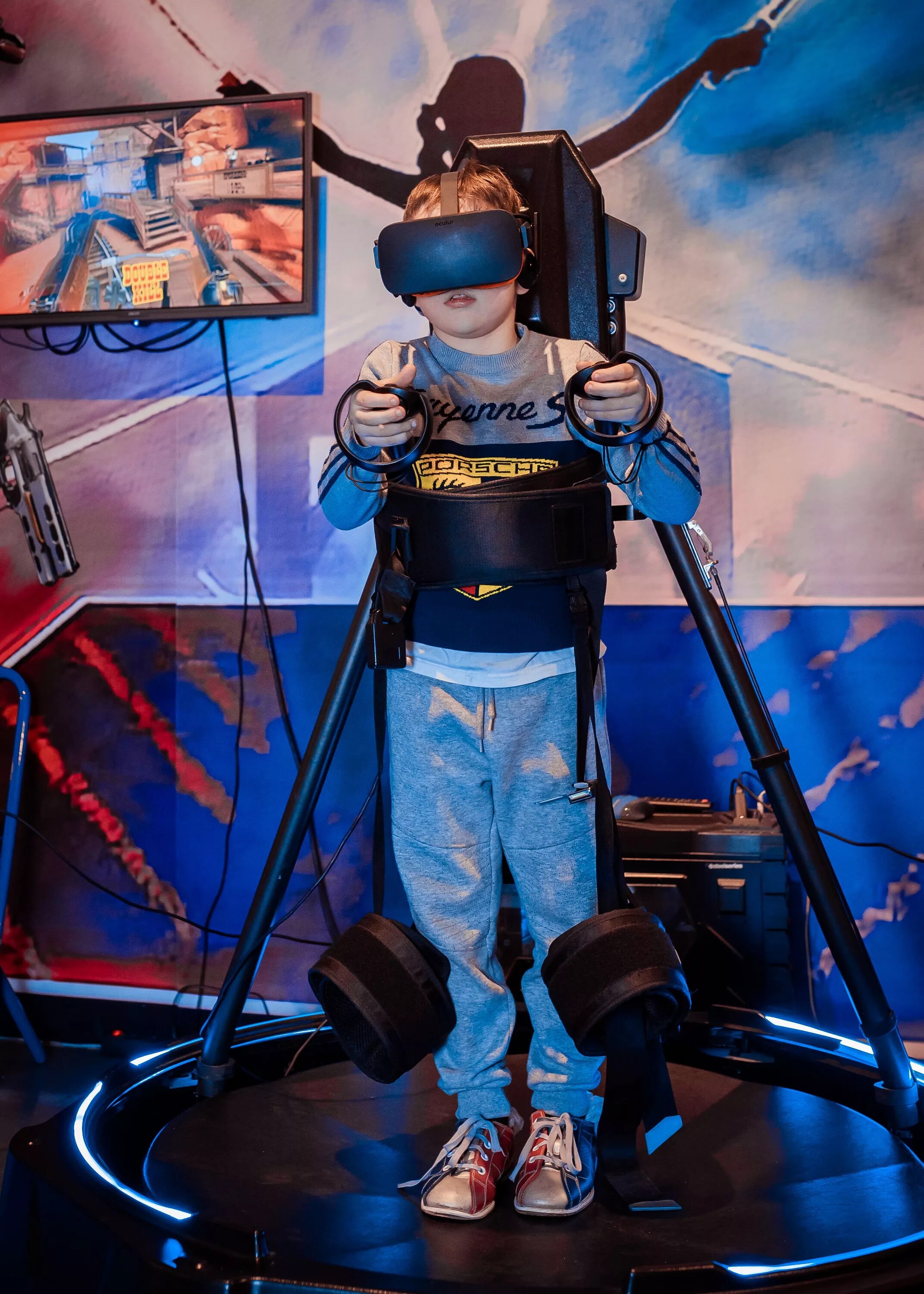 Сходить в виртуальную реальность. Vr quest камышин. иртуальная реальность. клуб виртуальной реальности. квест в виртуальной реальности.