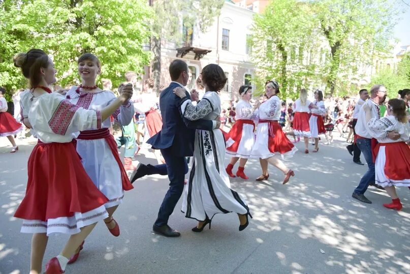 Чешский танец. Полька чешский танец. Чехия танцы. Чешская полька