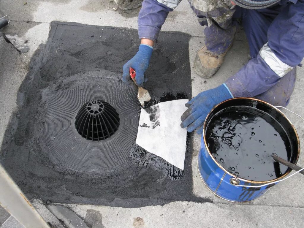 воронка обогреваемая 2х уровневая термоклип. монтаж водосточной воронки на плоской кровле. ремонт воронки. воронка водосточная 110. воронка технониколь вб 110*160.