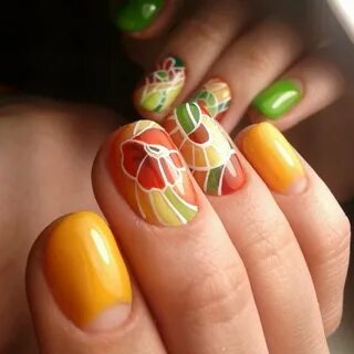 Витражный маникюр