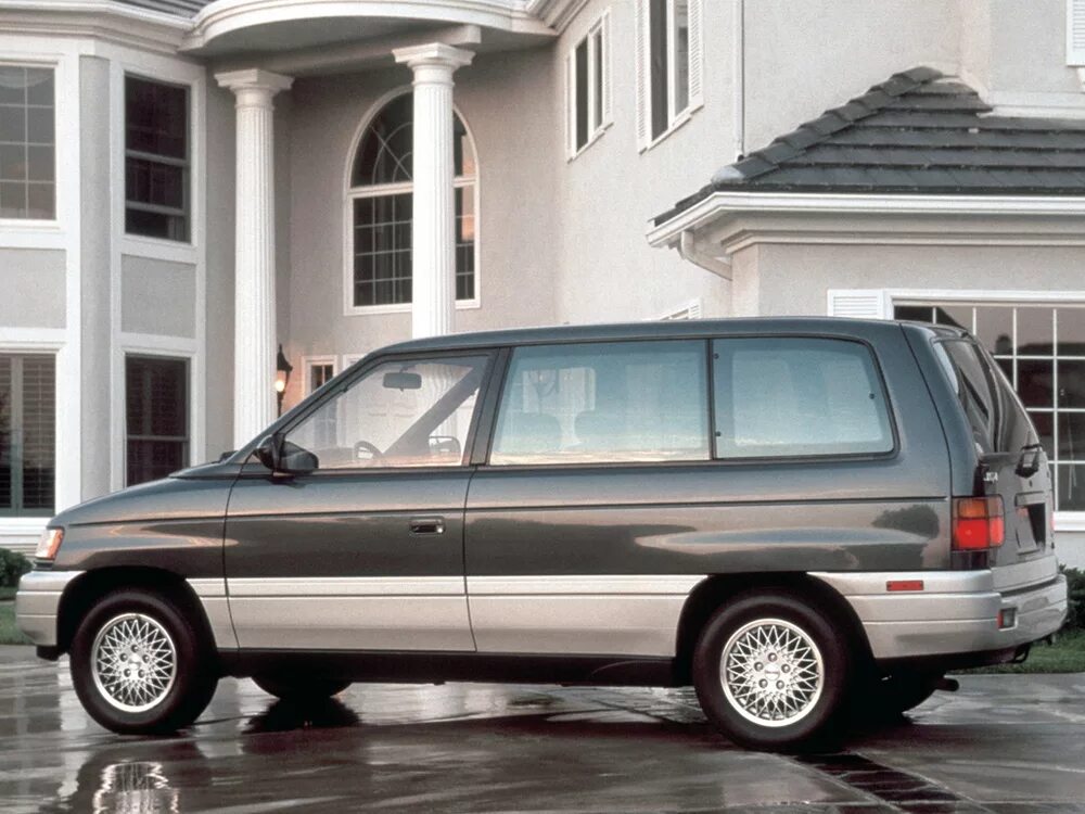 Мазда мпв поколения. Mazda MPV 1989. Mazda MPV 1990. Мазда MPV 1999. Мазда MPV L 1990.