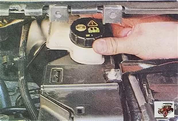 бачок сцепления focus 2. тормозной бачок туксон 2008. бачок сцепления фокус 2 где находится. бачок сцепления фокус 2 где находится. штуцер прокачки сцепления фокус 2.