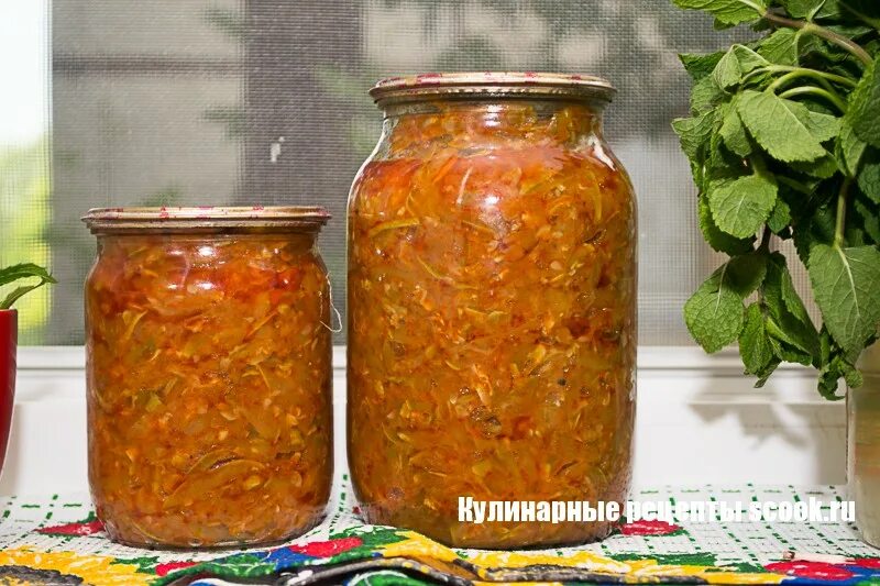 Икра из огурцов на зиму рецепты пальчики. Кабачки на зиму. закуска из кабачков на зиму. кабачки с чесноком на зиму. кабачки в томатном соусе на зиму.