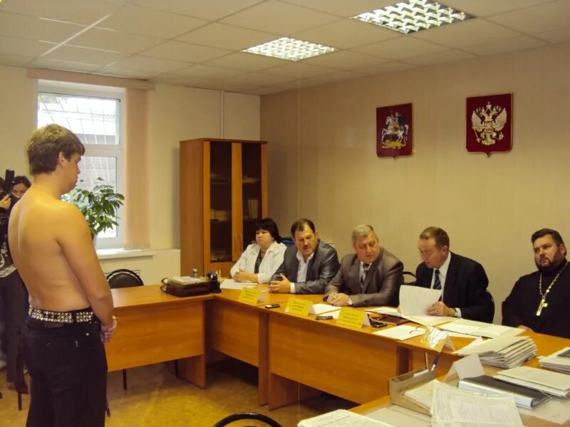 Военкомат г воскресенск. Военкомат воскресенск телефон. Чуб воскресенск военкомат. Комиссия в военкомате воскресенск. Военкомат воскресенск телефон.