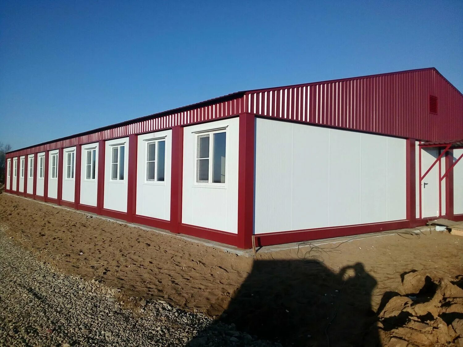 Быстровозводимое модульное здание бмз-6/10. Модульное здание на металлическом каркасе. Красивые модульные здания. Модульное блок-контейнеры containex. Блочно-модульные здания ral 6029.