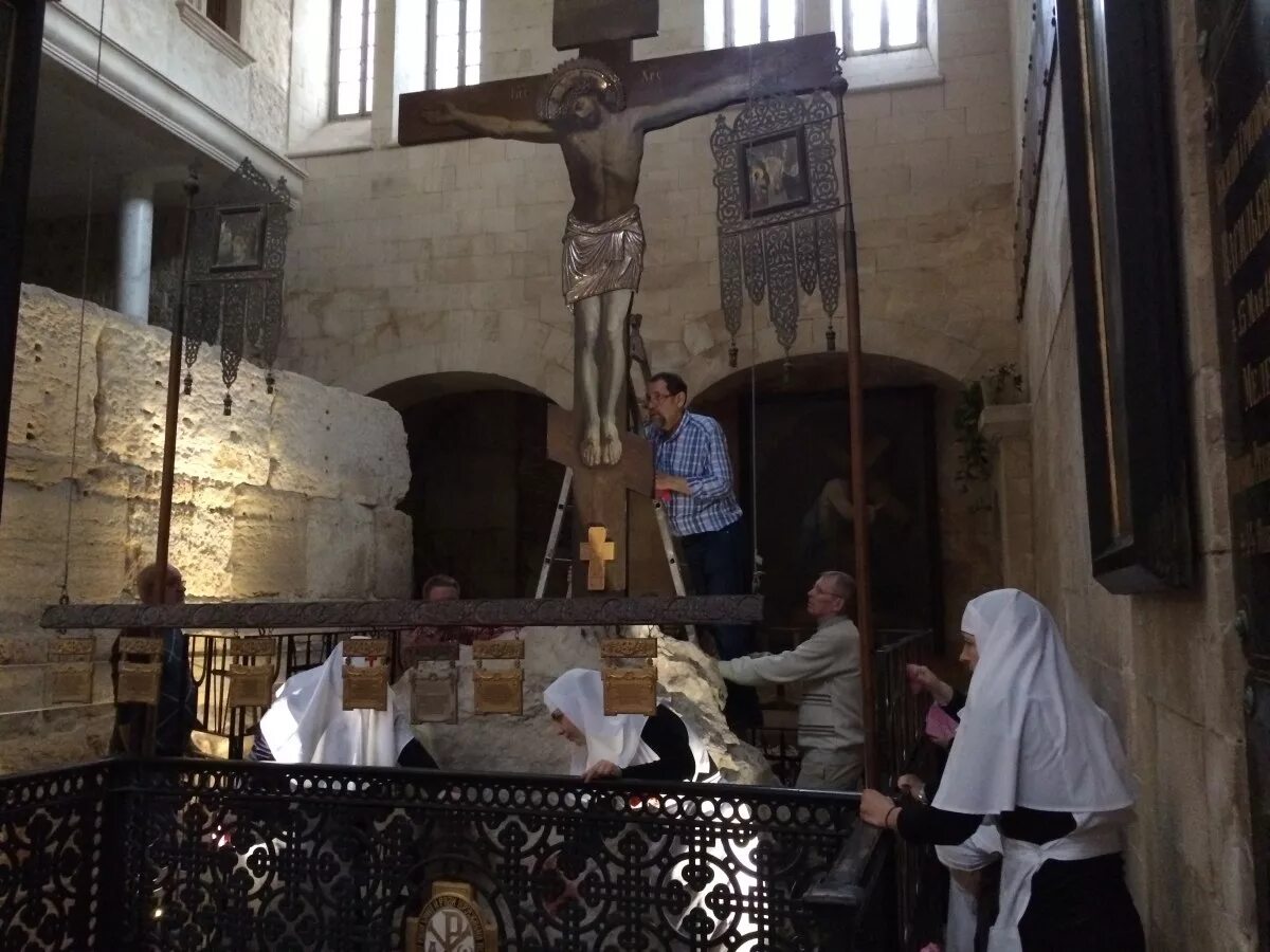 Гора голгофа в иерусалиме фото Голгофа в иерусалиме