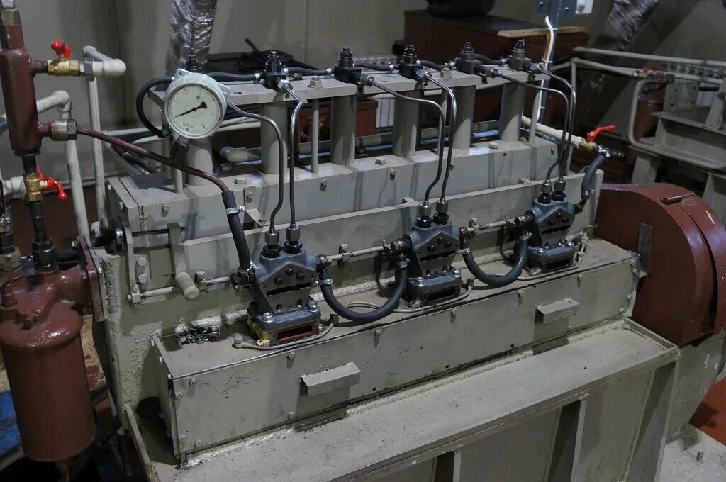 Судовой двигатель 6nvds48 a-2u. Дизель г 70. Дизель г 70. Г70 дизель. Дизель г 70.