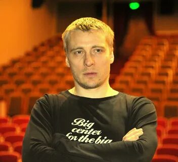 Режиссер должен