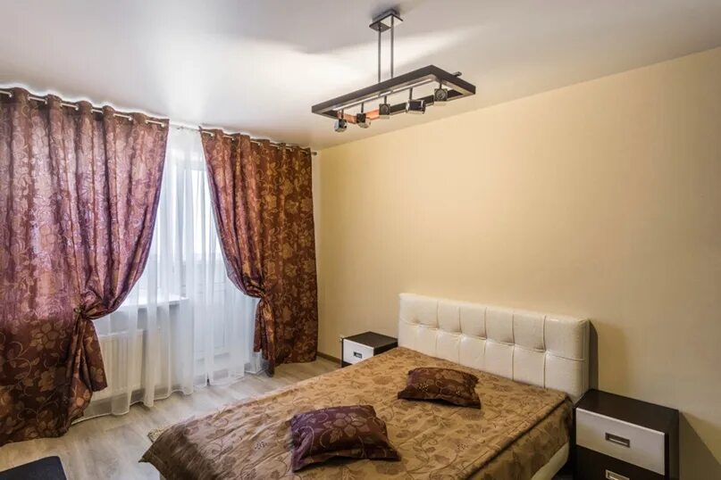 Квартира в кировском на сутки. Ново-садовая 347а самара. Суточное квартира на самара. Квартиры в самаре. Пр кирова самара гостиница.