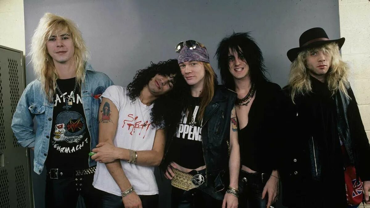 Guns n roses. Группа ганзен роузес. Группа guns n’ roses. Рок группа ганс н роуз. Группа ганзен роузес.