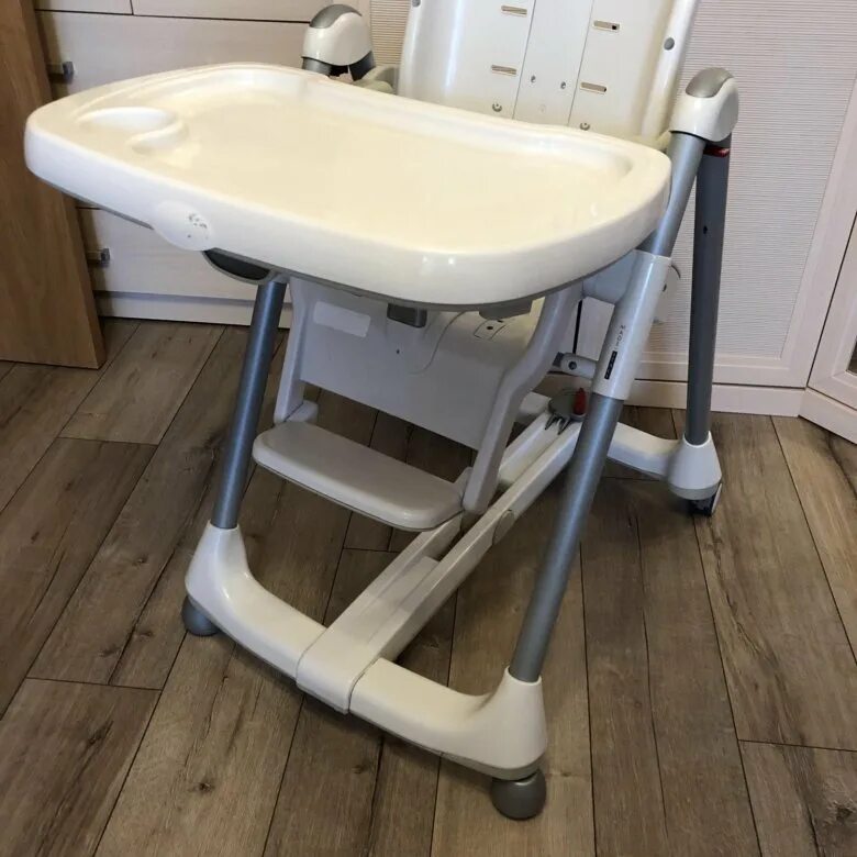 Пег перего прима папа динер. Стульчик пег перего папа динер. Папас и дайнер. Стульчик peg perego розовый. Papa diner.