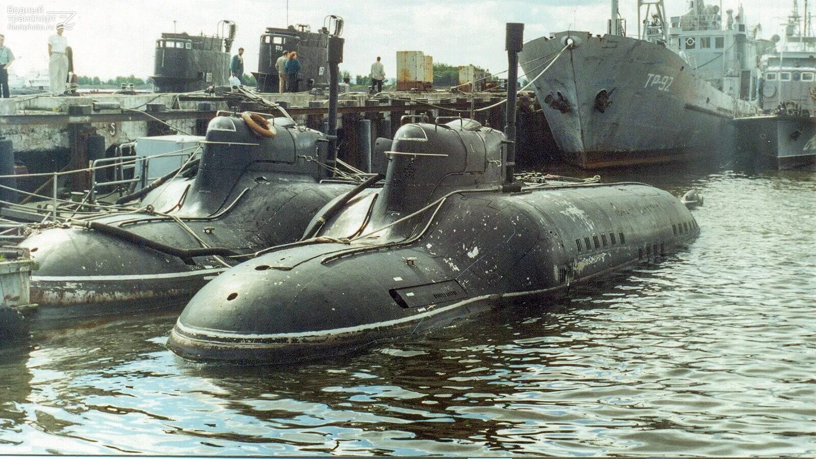 Пл вцы. Подводные лодки проекта 865 «Пиранья». Подводная лодка Пиранья проект 865. Подводная лодка Малютка 1941-1945. Сверхмалой подводной лодки проекта 865 «Пиранья».