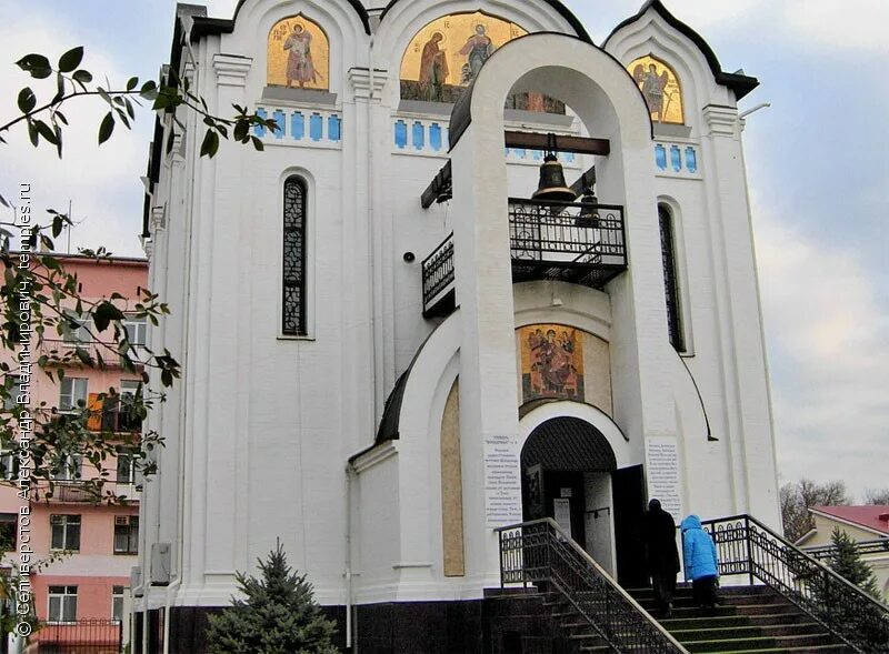 Церковь иконы Божией Матери Всецарица, монастырь, ул. Димитрова, 148, Центральны