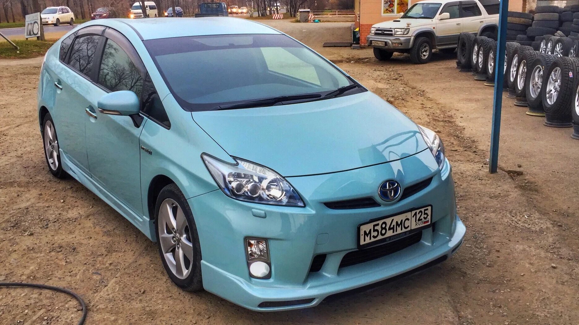 Приморский край авто тойота. Toyota Prius 2010 Tuning. Toyota Prius 30. Prius xw30 Tuning. Prius 30 Tuning.