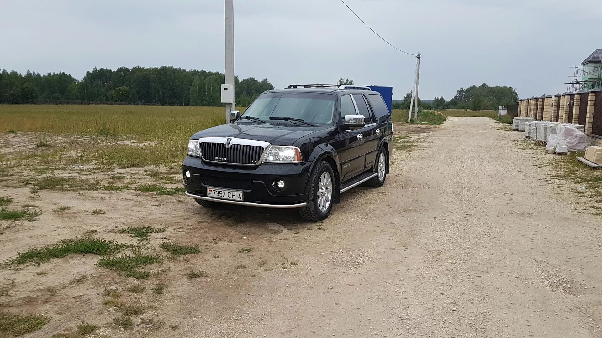 Навигатор 2 32. Линкольн навигатор 2. lincoln navigator 1 tuning. lincoln navigator 2 тюнинг. lincoln navigator 1 off road.