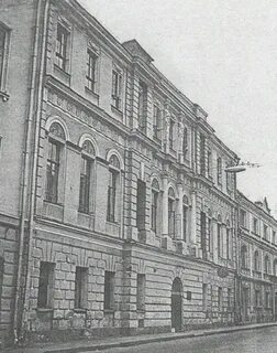 Гимназия м
