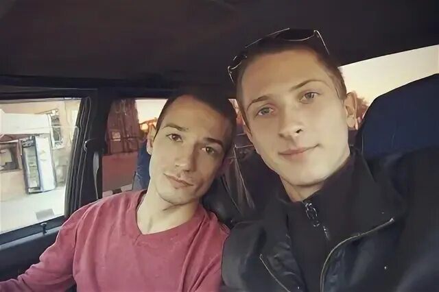 Сколько лет жене артеме