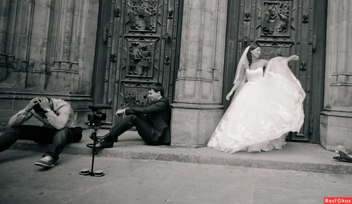 Фотограф нагулялся. Виталий вахрушев фотограф ярославль. Жанровый репортаж. Жанр фотографии репортаж. Жанровый репортаж.