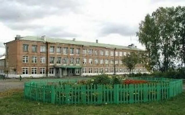 Сайт большая мурта школа интернат. Школа большая мурта. Мкоу большемуртинская сош 2. Большая мурта школа 2. Большемуртинский детский дом.