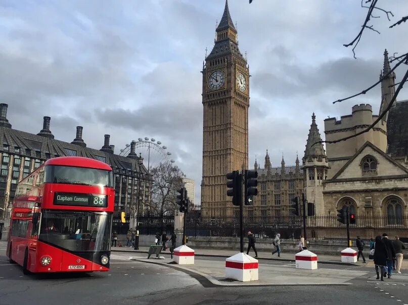 Биг бен королевство соединенное королевство. Биг-бен (big ben). Лондон в канаде и великобритании. Исторический центр города лондон. Лондон сейчас.
