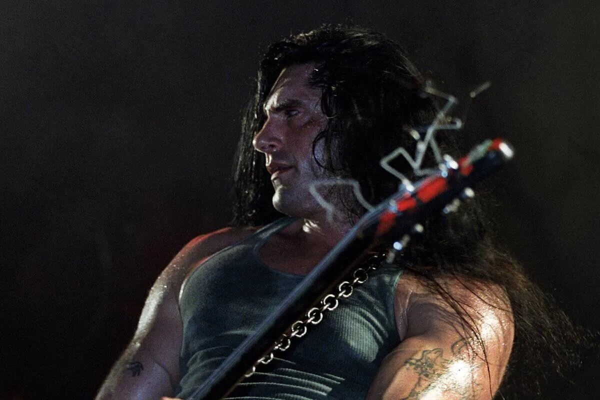 Type o negative little miss scare. Type o negative peter steele. type o negative вокалист. группа type o negative питер стил. вокалист type of negative.