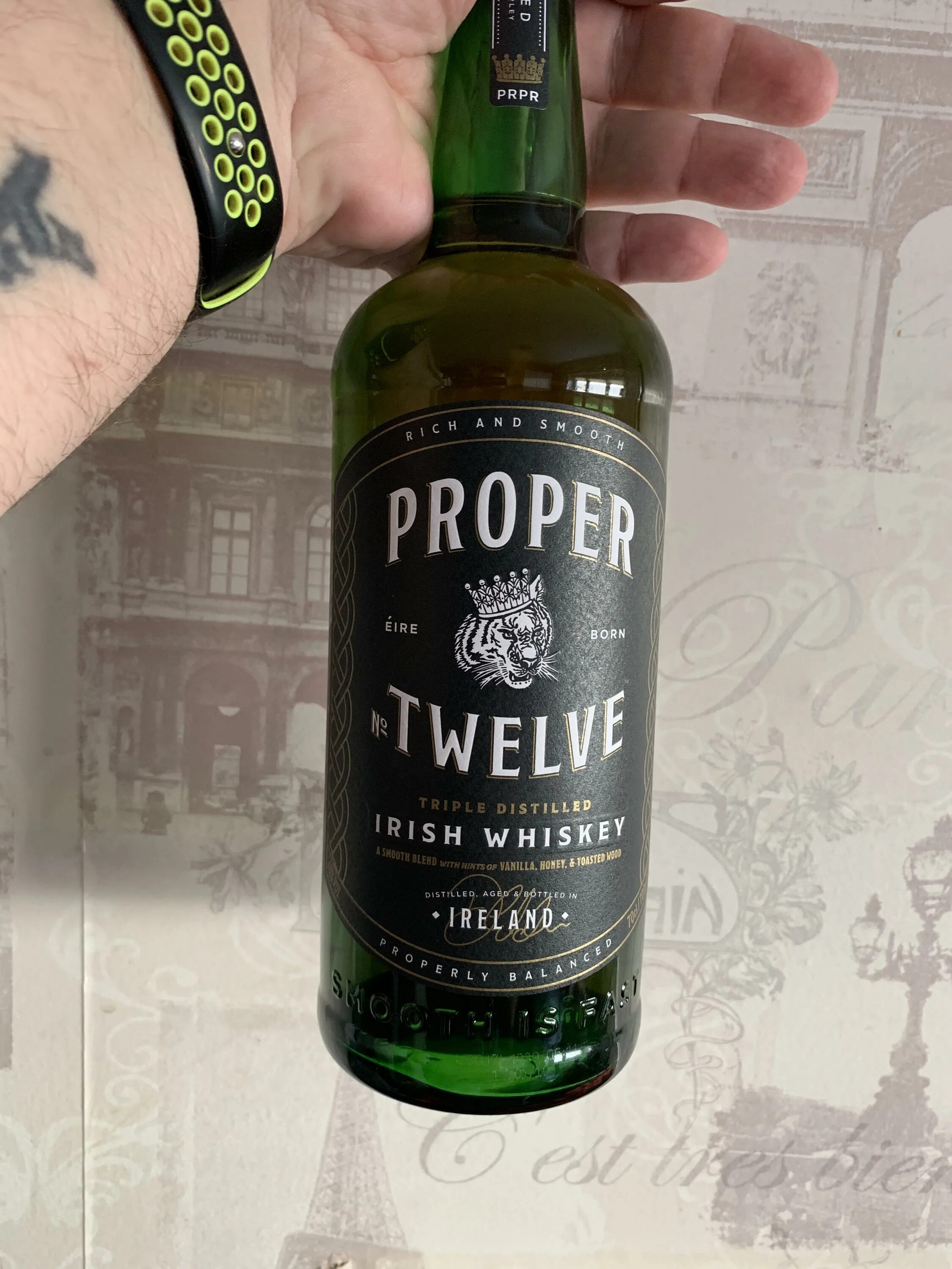 Как называется виски конора. Ирландский виски proper twelve. proper twelve виски макгрегор. виски конора макгрегора. виски ирландский пропер.