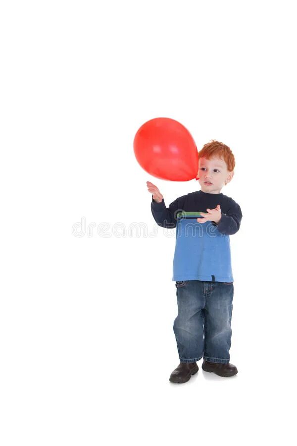 Брат шары будет. Грустный мальчик с шариком. Человек схватил шар. Шарики мальчик играет. Мальчик играет с воздушным шариком.