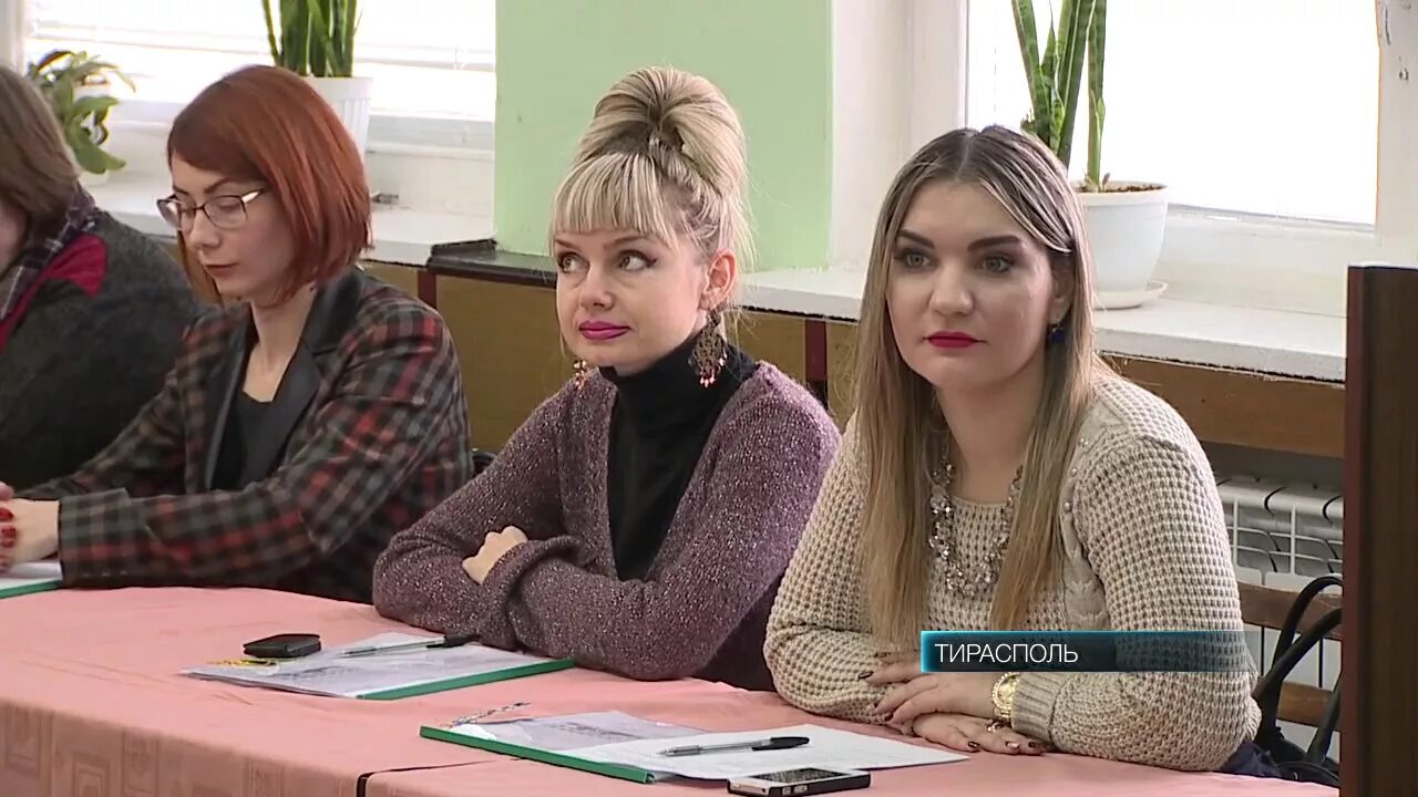 уголок классного руководителя стенд. методическое объединение учителей. преподаватели йотк. методическая тема колледжа. методическая тема учитыки.