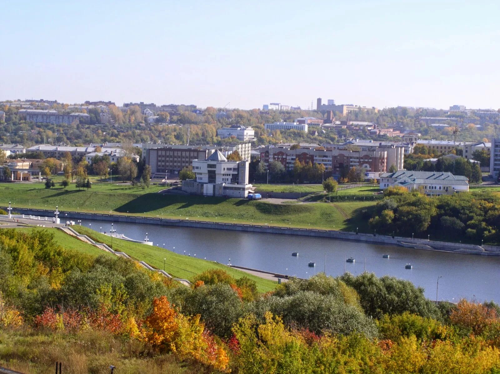 Пр ленина 38 чебоксары. Гладкова 27 чебоксары. Где в чебоксарах недорого. Ул пирогова 18 чебоксары. Магазин праздник чебоксары.