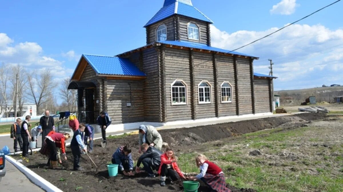 Погода воробьевка на 10 дней воронежская область. Воробьевский район село Воробьевка. Парк в Воробьевке Воронежской области. Затон население Воробьевский район. С Затон Воробьевский район Воронежской области.