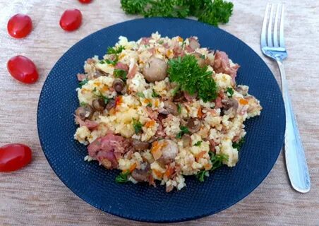 Каша с тушенкой