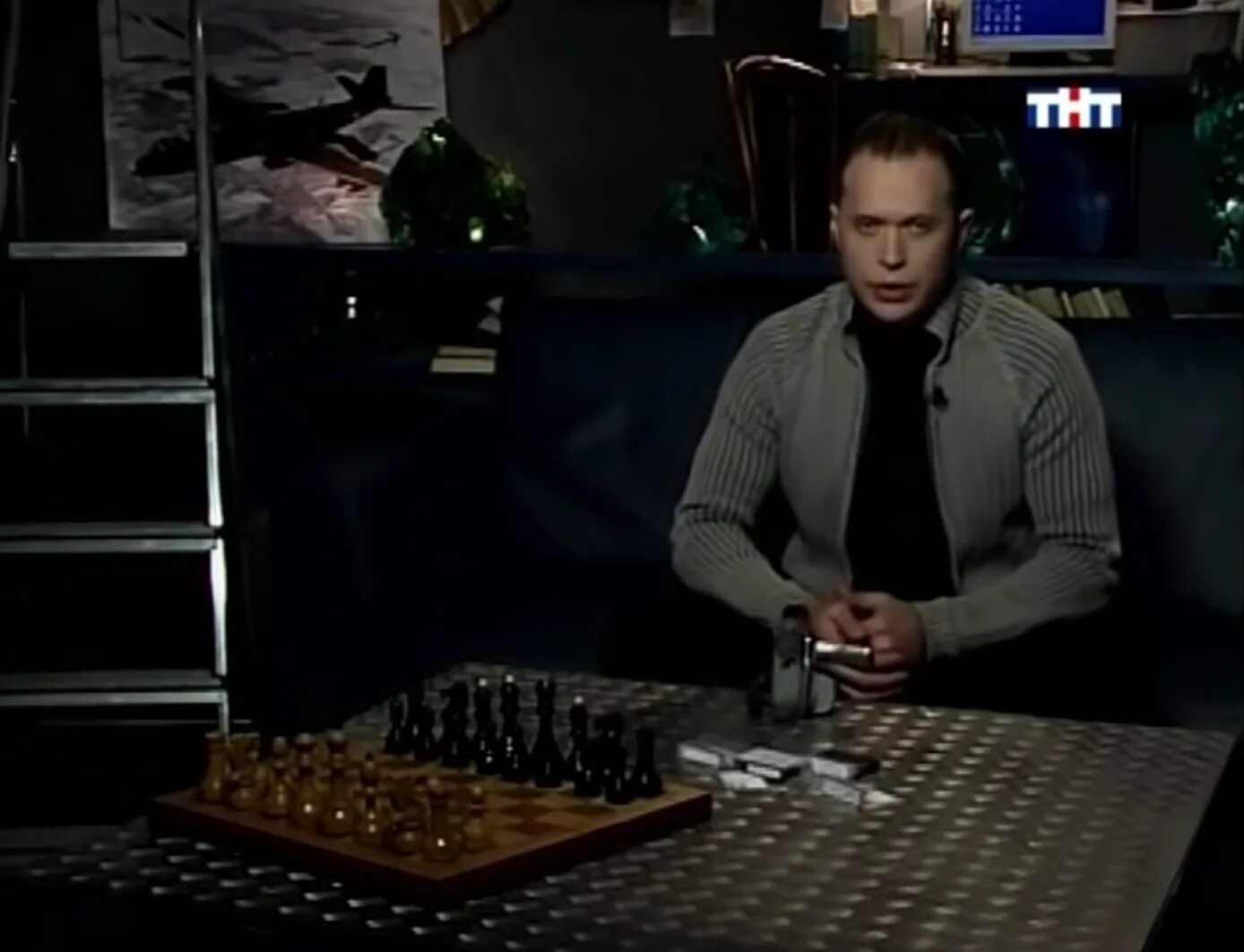 Необъяснимо но факт 2005 2008. Необъяснимо но факт 2005. необъяснимо но факт тнт 4.